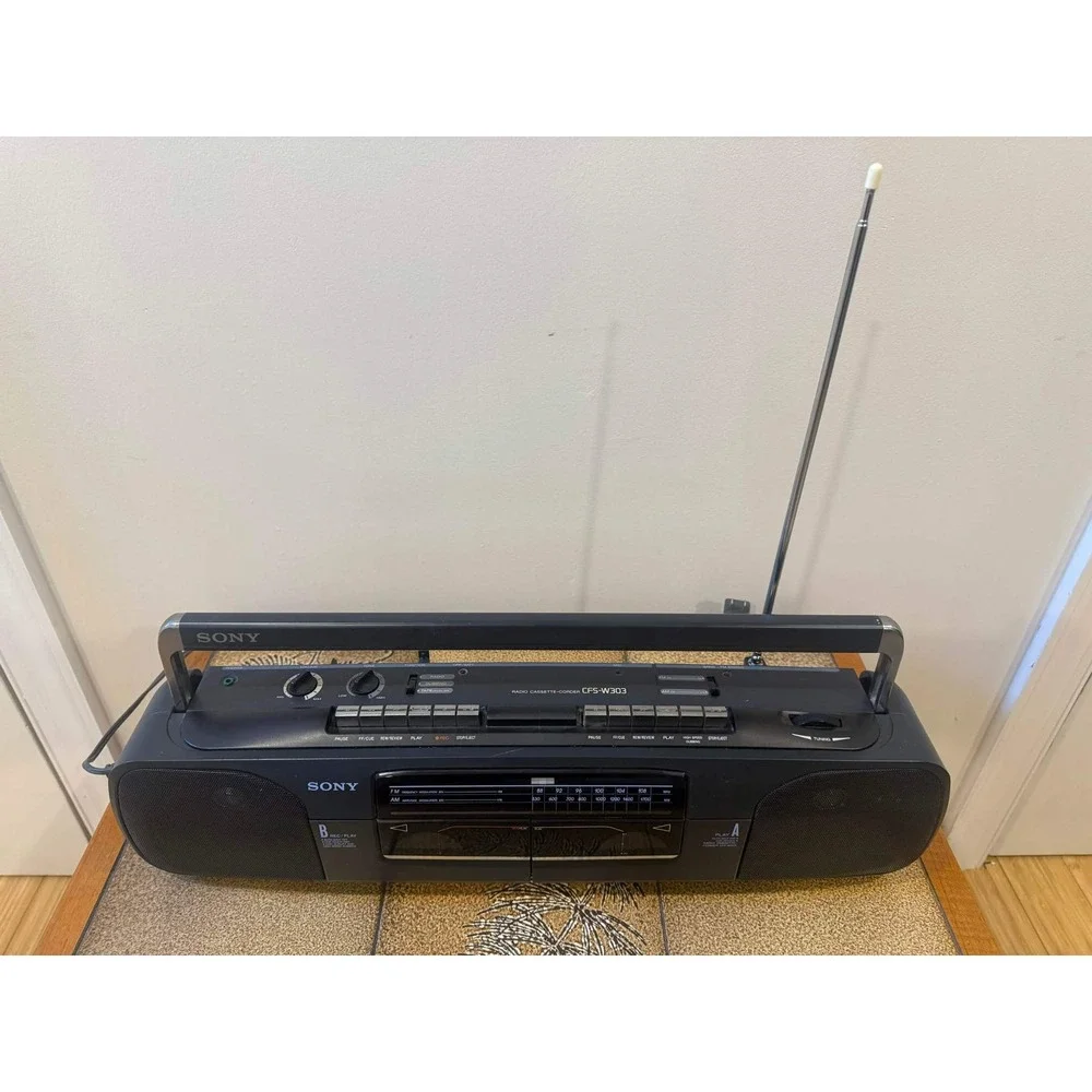 Sony CFS-W303 Radio Cassette-Corder Dual Deck Boombox Black FM AM Vintage Tuner